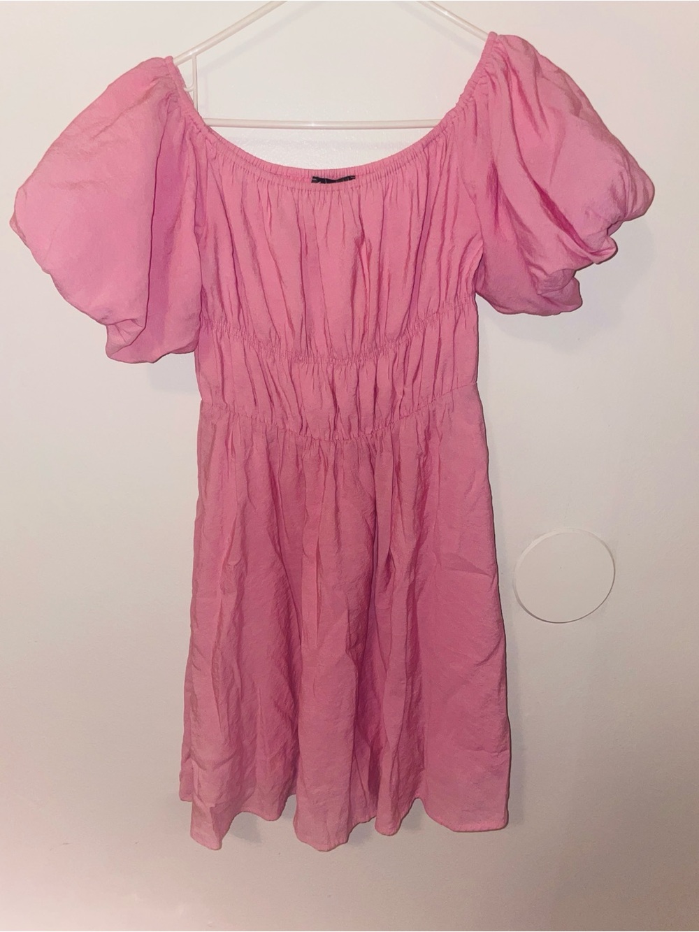 Pink Puff-Sleeve Summer Dress - Picture 2 of 5
